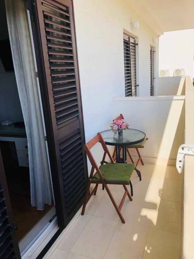 Villa Tajnikov هفار المظهر الخارجي الصورة